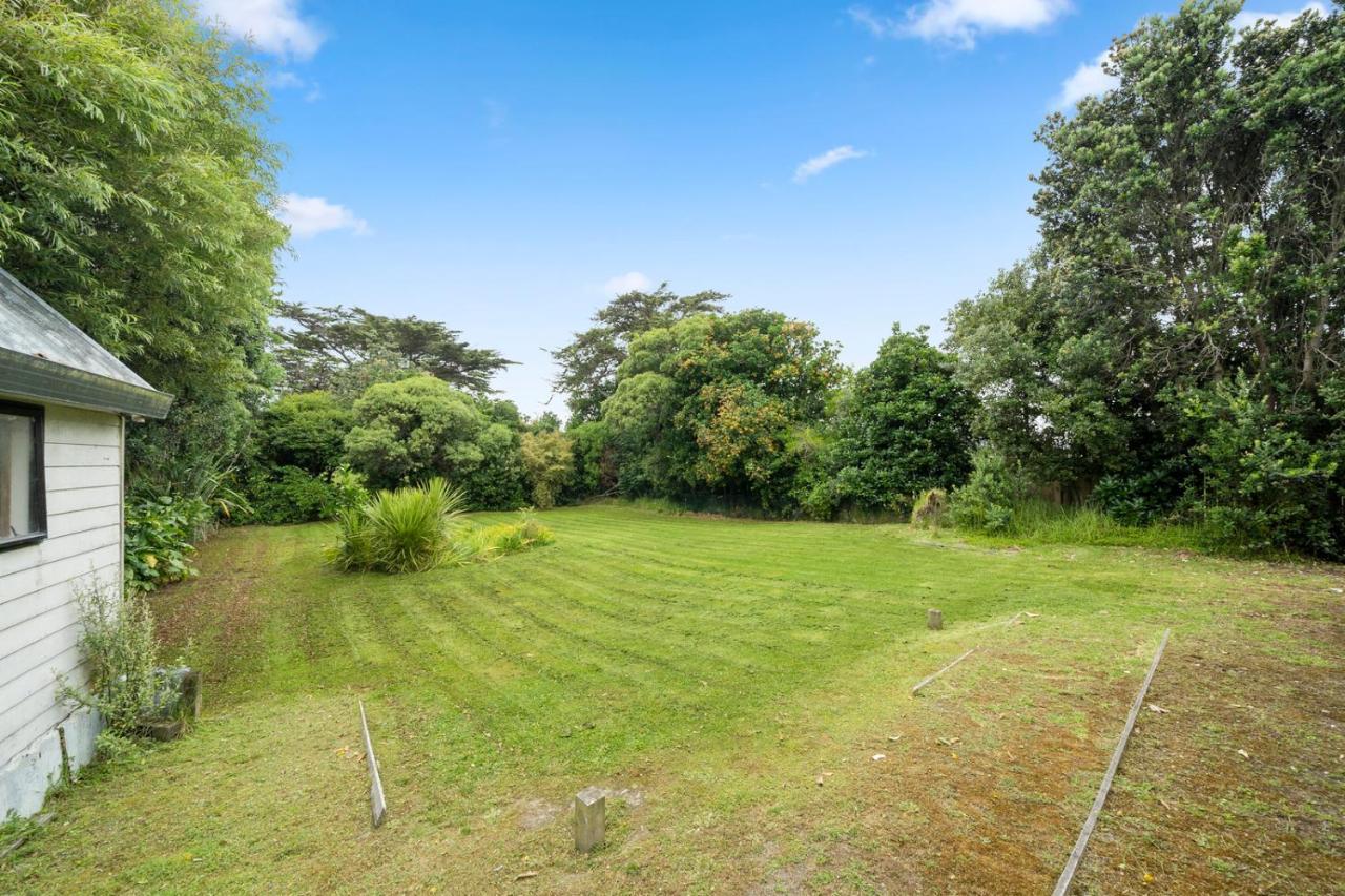 Wharerata - Otaki Beach Holiday Home Extérieur photo