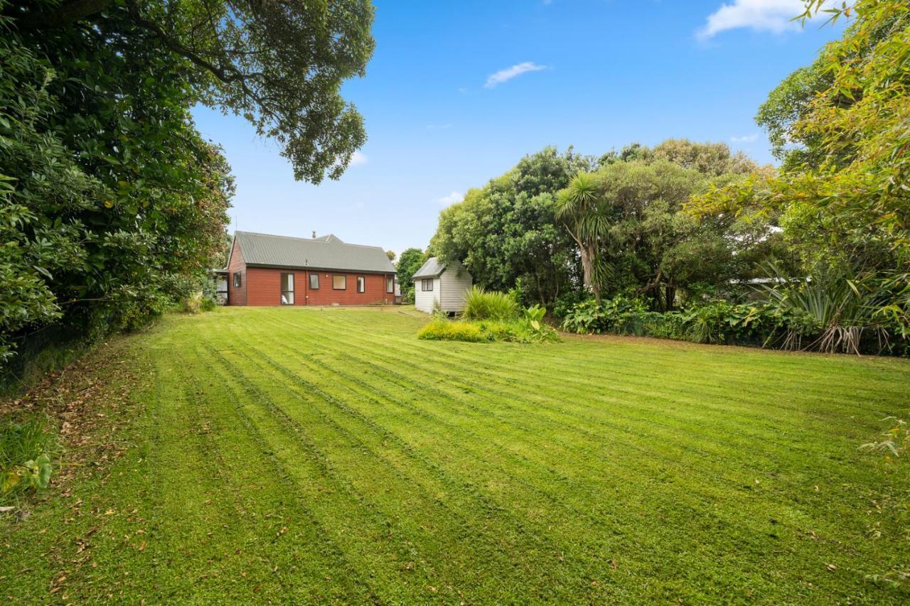Wharerata - Otaki Beach Holiday Home Extérieur photo
